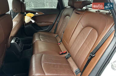 Седан Audi A6 2015 в 