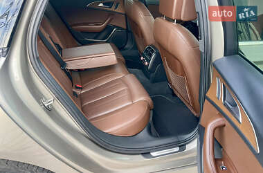 Седан Audi A6 2015 в 