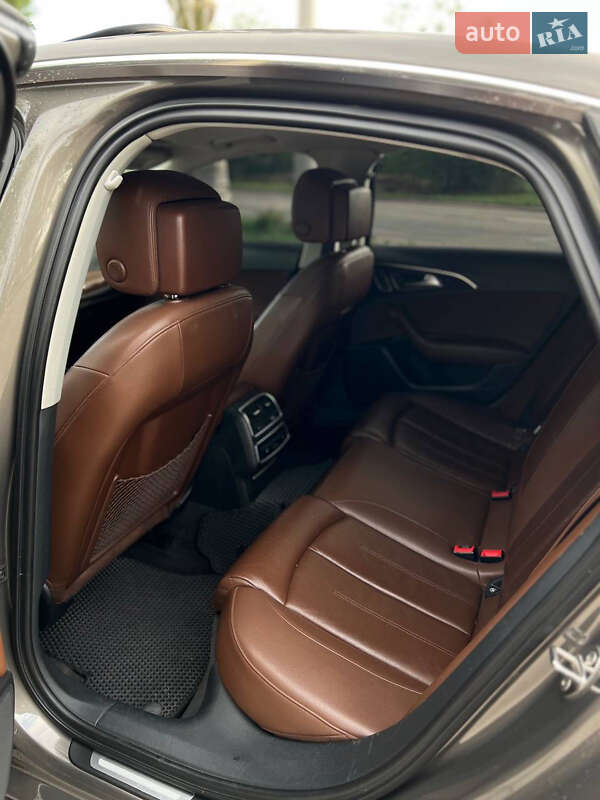 Седан Audi A6 2011 в Кривом Роге