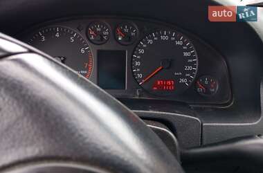 Седан Audi A6 1998 в 