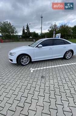 Седан Audi A6 2015 в 