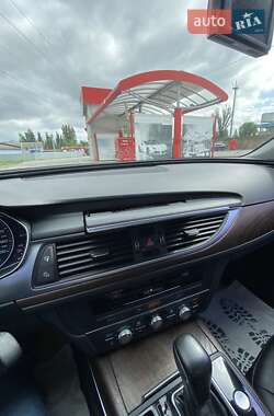 Седан Audi A6 2015 в 