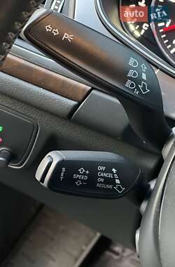 Седан Audi A6 2015 в 