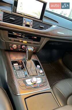 Седан Audi A6 2015 в 