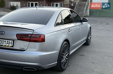 Седан Audi A6 2015 в 