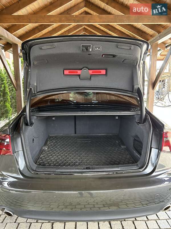 Седан Audi A6 2011 в Виноградове