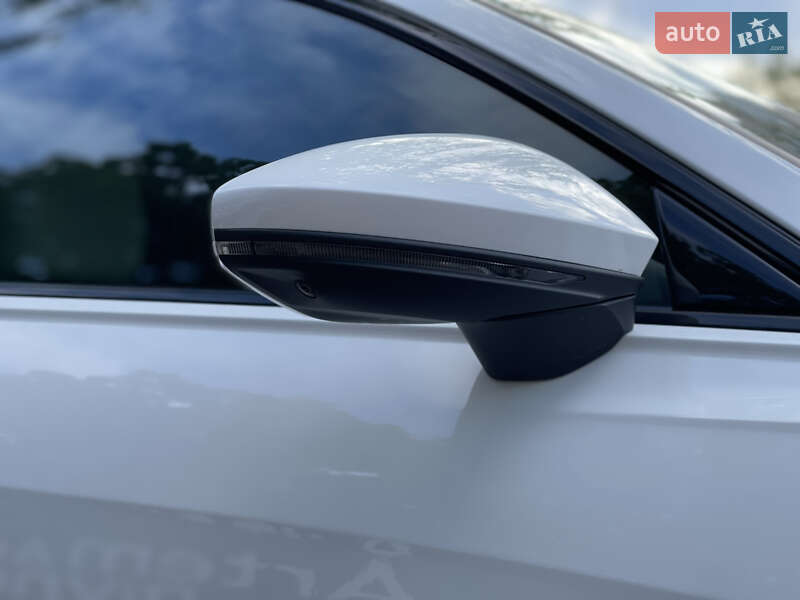 Седан Audi A6 2021 в Ровно