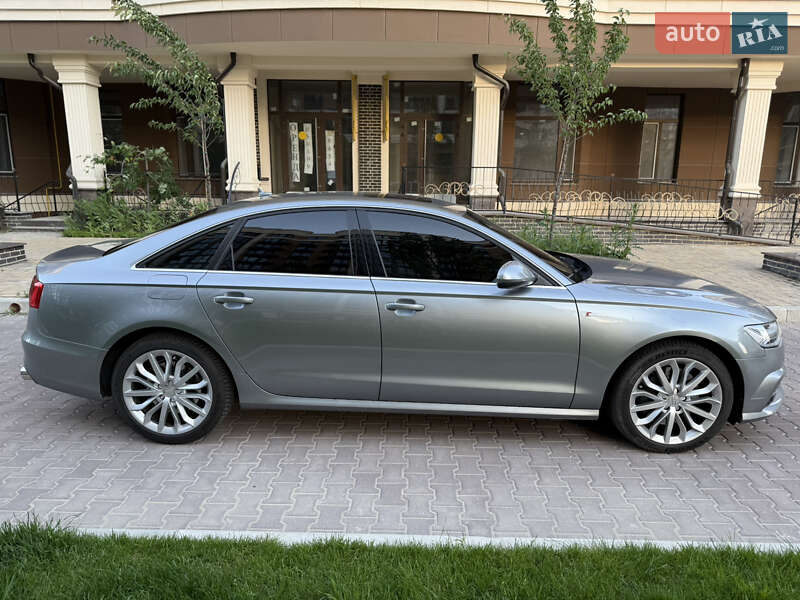 Седан Audi A6 2013 в Киеве