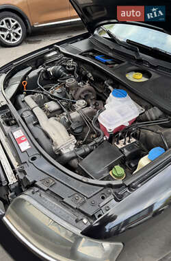 Седан Audi A6 2003 в 