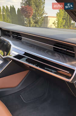 Седан Audi A6 2019 в 