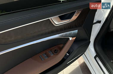 Седан Audi A6 2020 в 