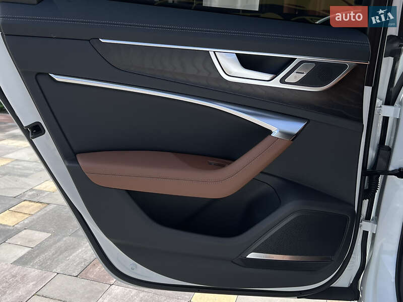 Седан Audi A6 2020 в Киеве