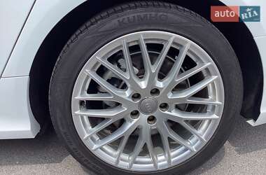 Седан Audi A6 2015 в 