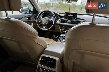 Седан Audi A6 2012 в 