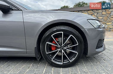 Седан Audi A6 2018 в 