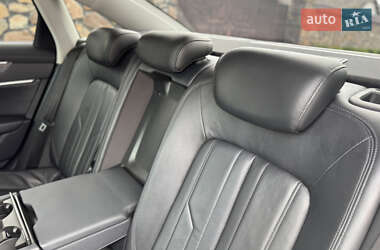 Седан Audi A6 2018 в 
