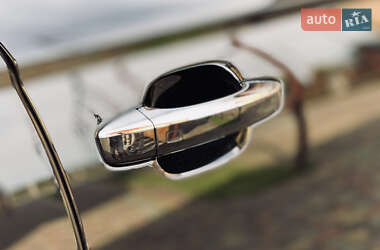 Седан Audi A6 2016 в 