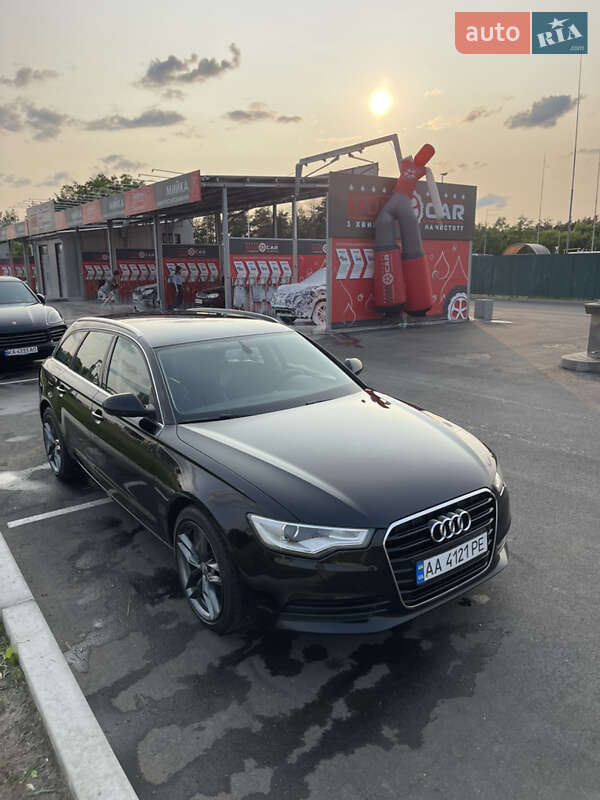 Универсал Audi A6 2014 в Киеве