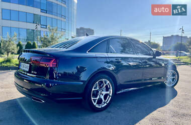 Седан Audi A6 2015 в 