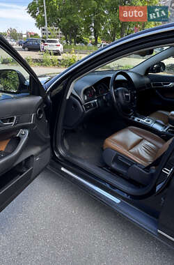 Седан Audi A6 2010 в 