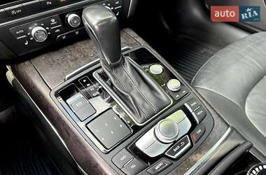 Седан Audi A6 2018 в 
