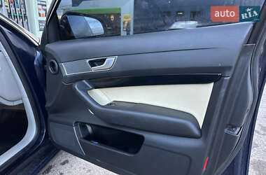 Седан Audi A6 2004 в 