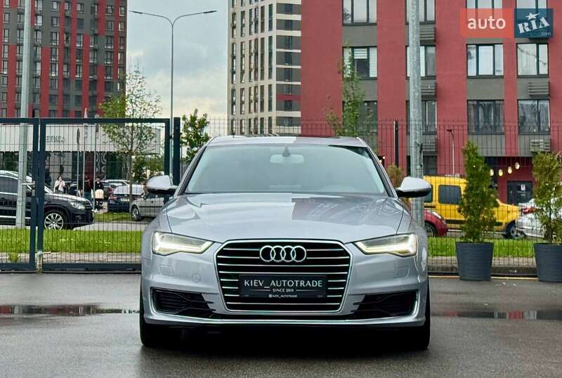 Седан Audi A6 2015 в Киеве