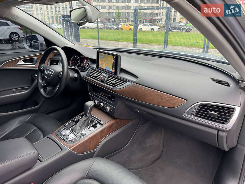 Седан Audi A6 2015 в Киеве