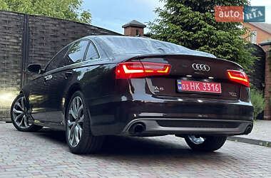 Седан Audi A6 2013 в 