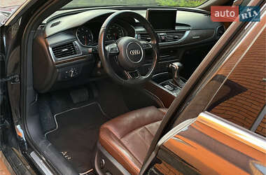 Седан Audi A6 2013 в 