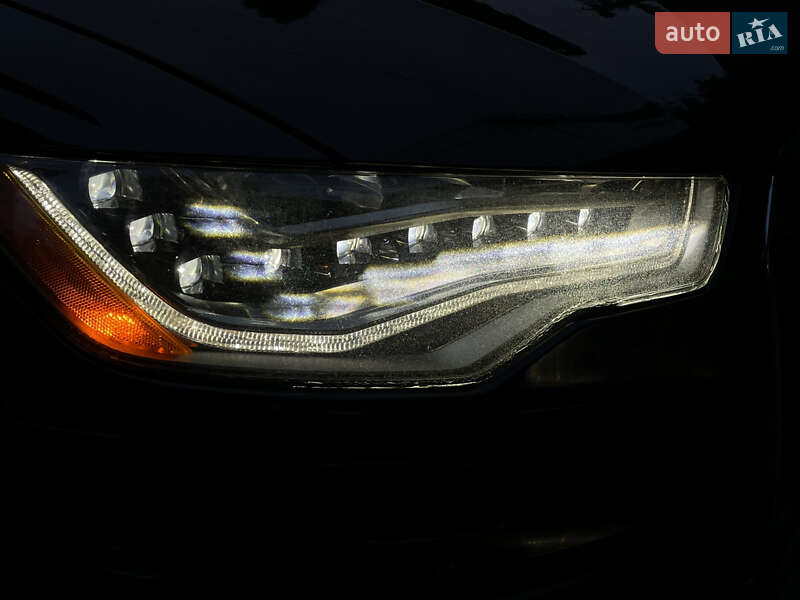 Седан Audi A6 2013 в Луцке