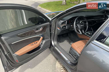 Седан Audi A6 2019 в 