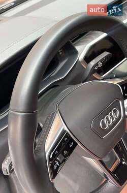 Седан Audi A6 2019 в 