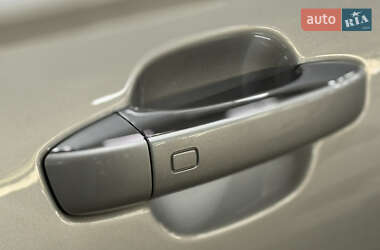 Седан Audi A6 2013 в 
