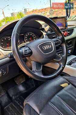 Седан Audi A6 2011 в 