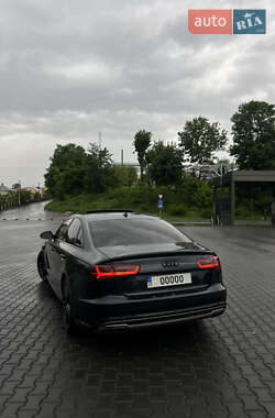 Седан Audi A6 2015 в 