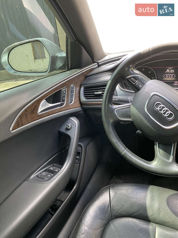 Седан Audi A6 2012 в Киеве