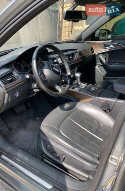 Седан Audi A6 2012 в 