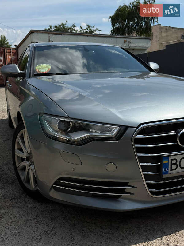 Седан Audi A6 2012 в Киеве