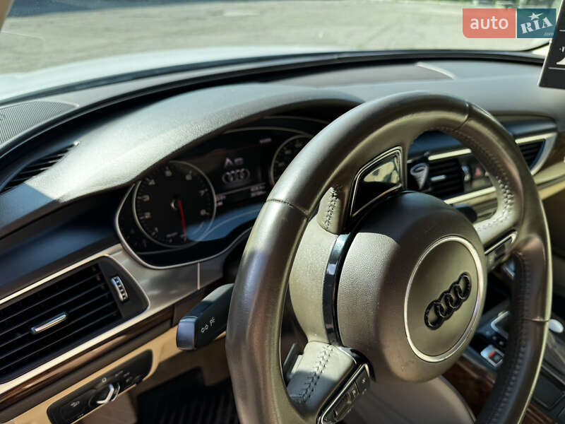 Седан Audi A6 2015 в Южноукраїнську