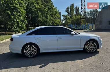 Седан Audi A6 2015 в 