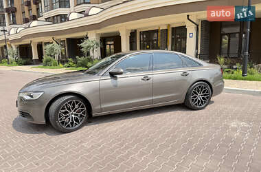 Седан Audi A6 2011 в 