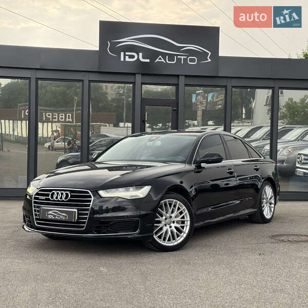 Седан Audi A6 2015 в 