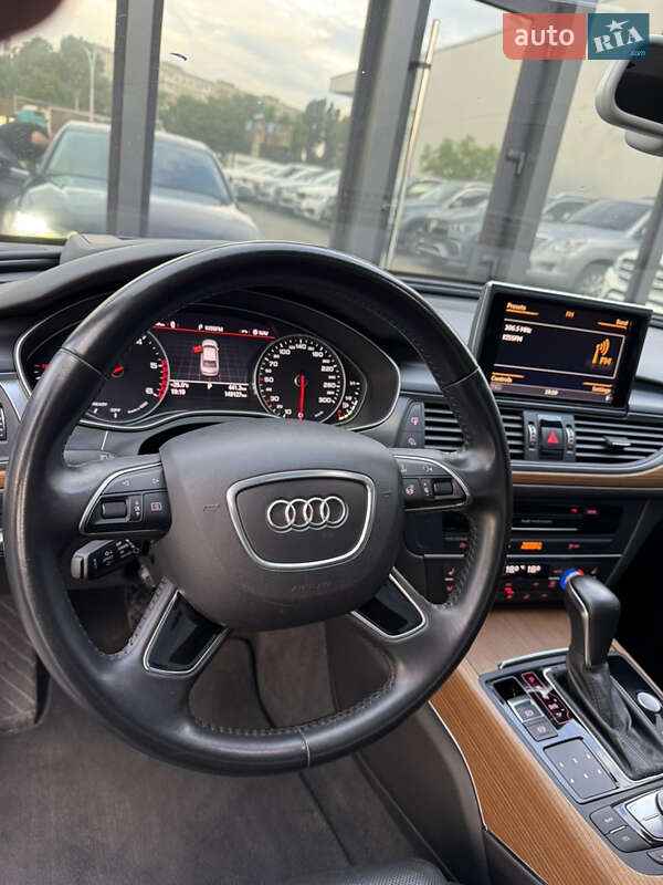 Седан Audi A6 2015 в Киеве