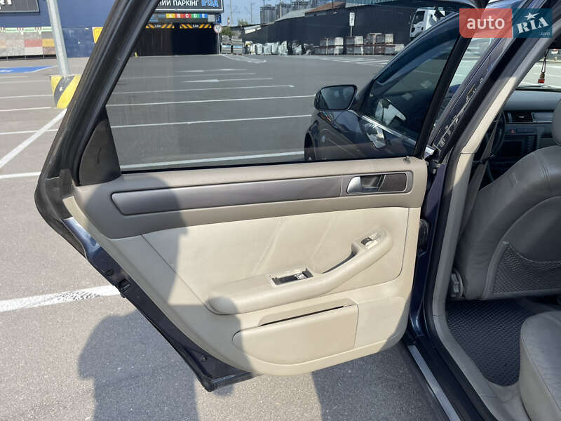 Универсал Audi A6 2002 в Киеве