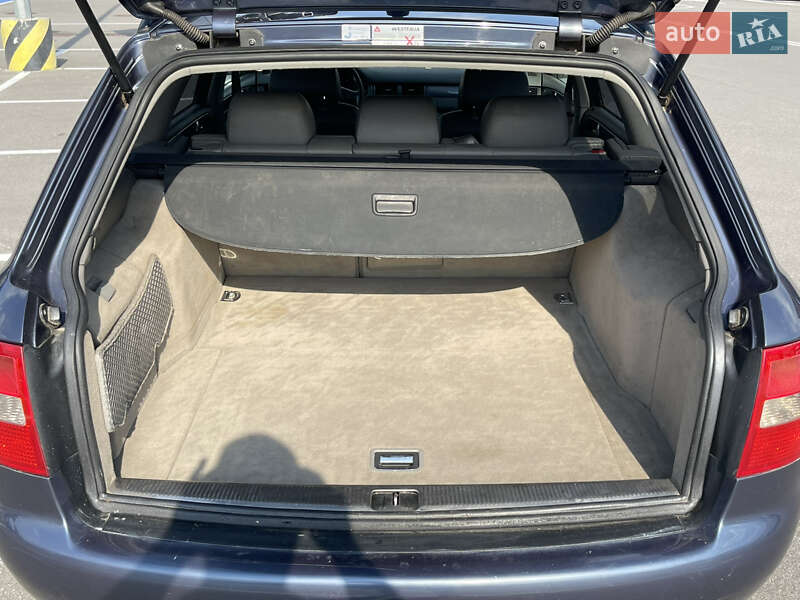 Универсал Audi A6 2002 в Киеве