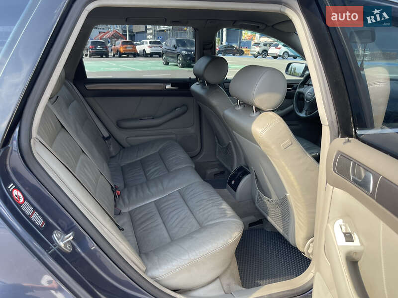 Универсал Audi A6 2002 в Киеве