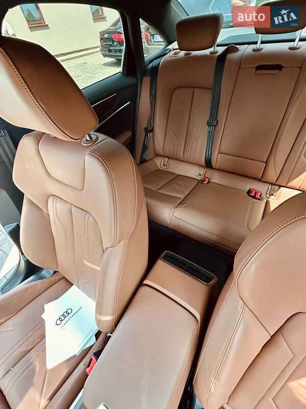 Седан Audi A6 2023 в Львові