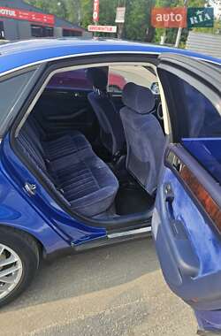 Седан Audi A6 1998 в 