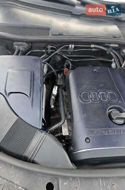 Седан Audi A6 1998 в 